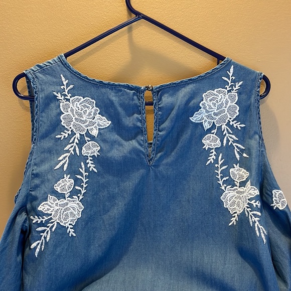 Kut from the Kloth Ladies sz L Tunic Top - Picture 3 of 5